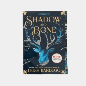 The Shadow And Bone #1: Shadow And Bone